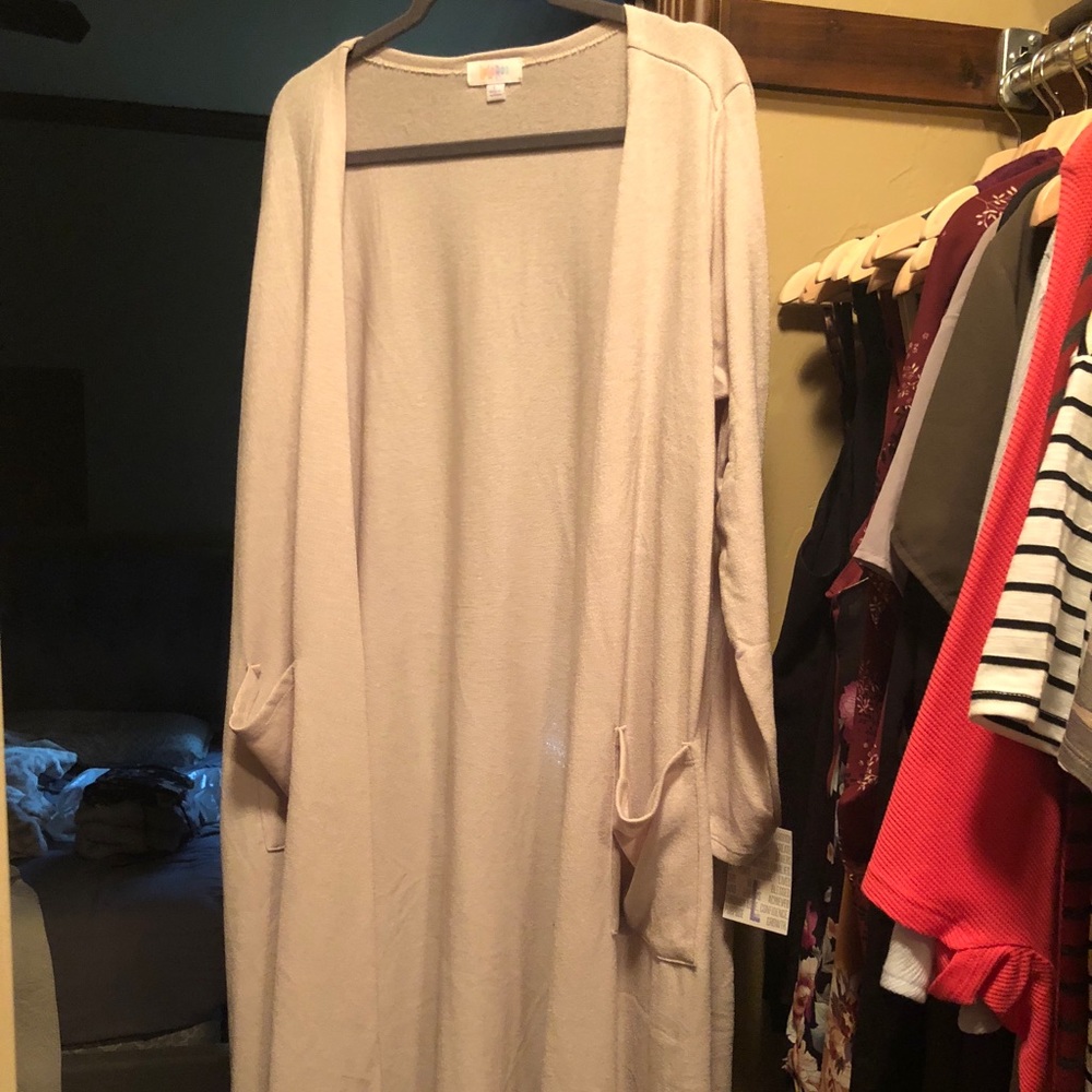 LuLaRoe Cream Sarah Cardigan